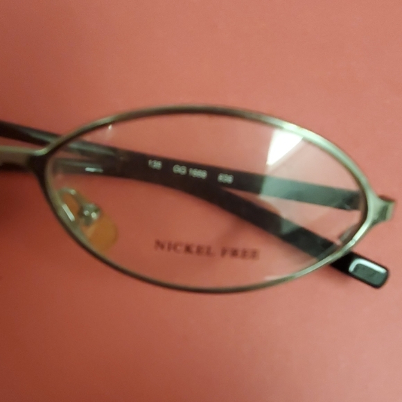 Gucci eyeglasses - Picture 6 of 6